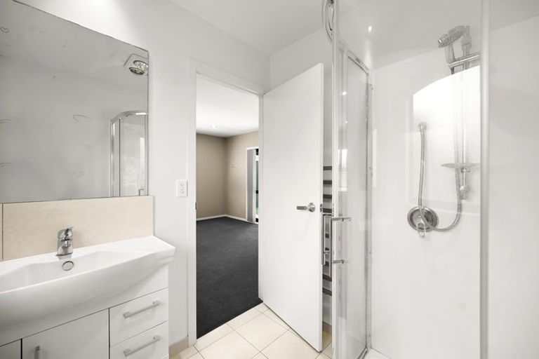 Photo of property in 12 Te Ironui Place, Huntington, Hamilton, 3210