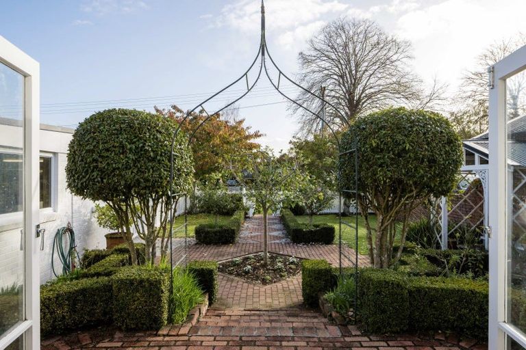 Photo of property in 25 Hall Street, Cambridge, 3434