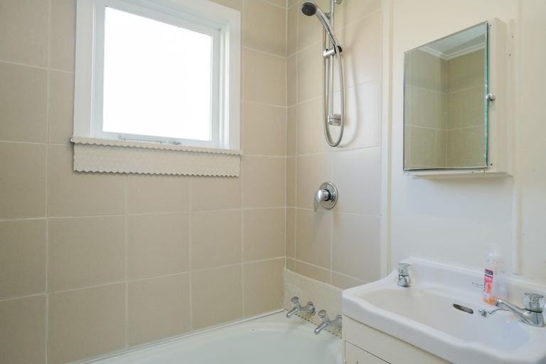 Photo of property in 6 Ventnor Street, Mornington, Dunedin, 9011