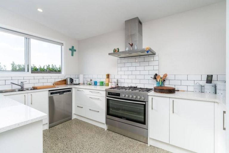 Photo of property in 13a Dune View Drive, Mangawhai, 0505