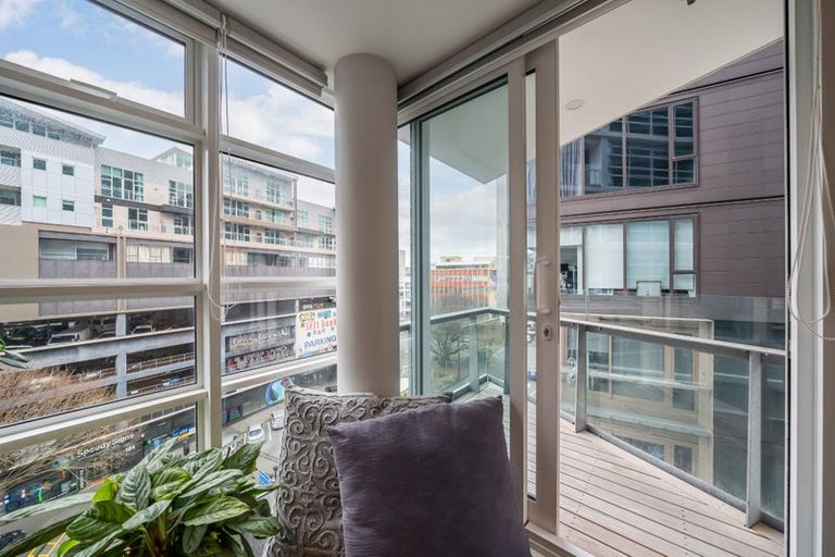 Photo of property in Pinnacle Apartments, E503/160 Victoria Street, Te Aro, Wellington, 6011