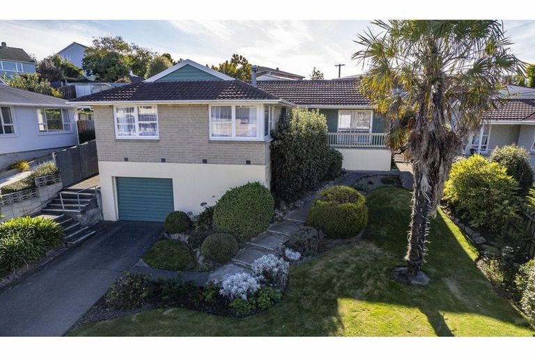 Photo of property in 16 Clyde Carr Crescent, Waimataitai, Timaru, 7910