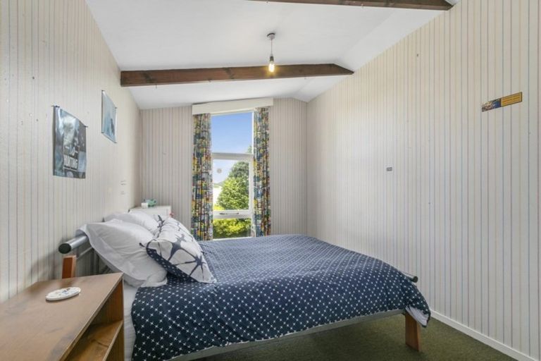 Photo of property in 51 Cypress Drive, Maungaraki, Lower Hutt, 5010