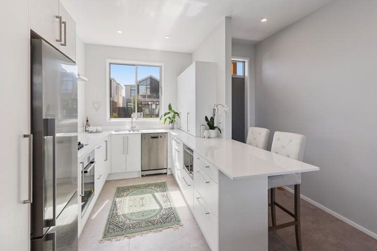 Photo of property in 20 Courage Road, Papakura, 2110