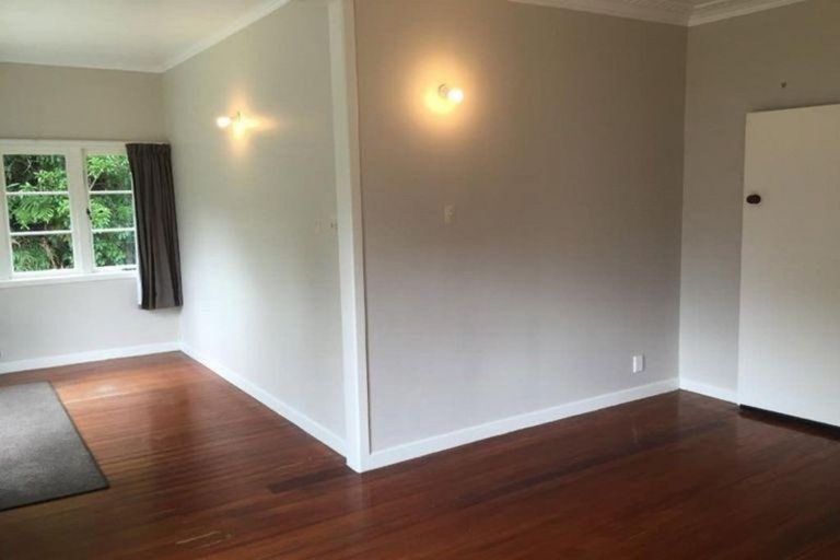 Photo of property in 20 Opoia Road, Hamilton East, Hamilton, 3216