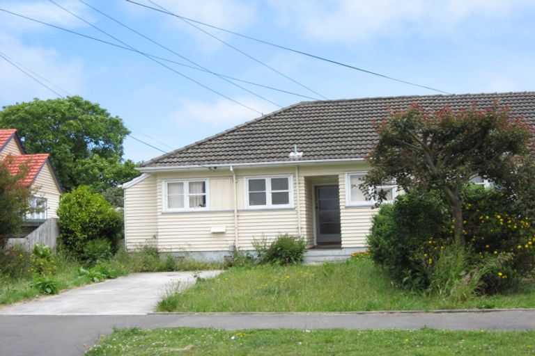 Photo of property in 12 Riley Crescent, Woolston, Christchurch, 8023