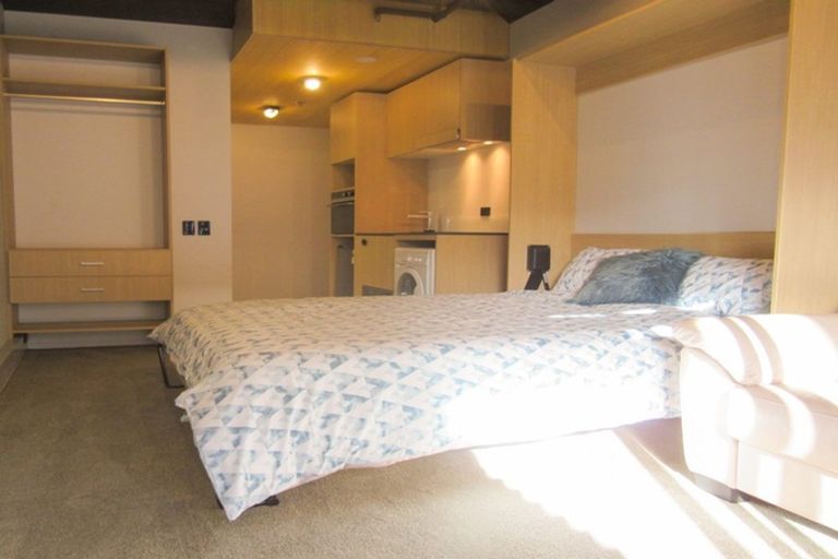 Photo of property in Vedado Apartments, 208/41 Hopper Street, Mount Cook, Wellington, 6011