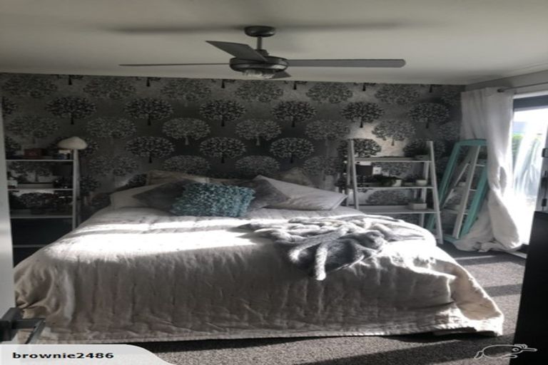 Photo of property in 17 Eyrewell Road, Pegasus, 7612