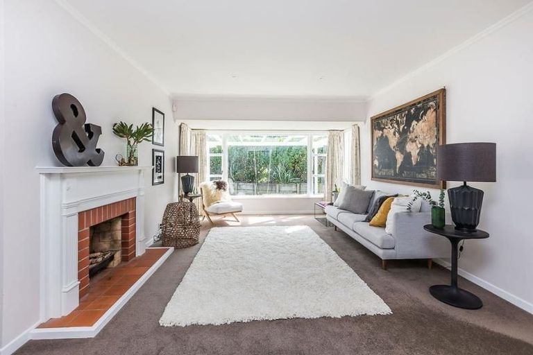 Photo of property in 45 Delhi Crescent, Khandallah, Wellington, 6035