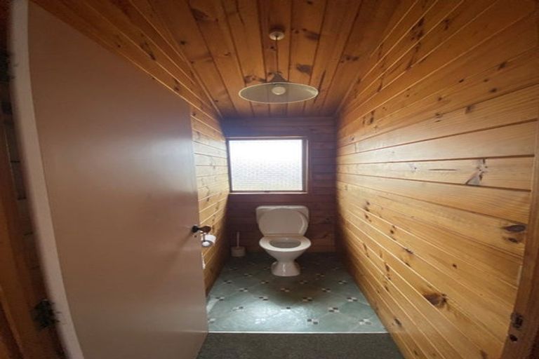 Photo of property in 87 Carnoustie Drive, Wattle Downs, Auckland, 2103