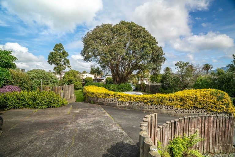 Photo of property in 13 Wallis Street, Raglan, 3225