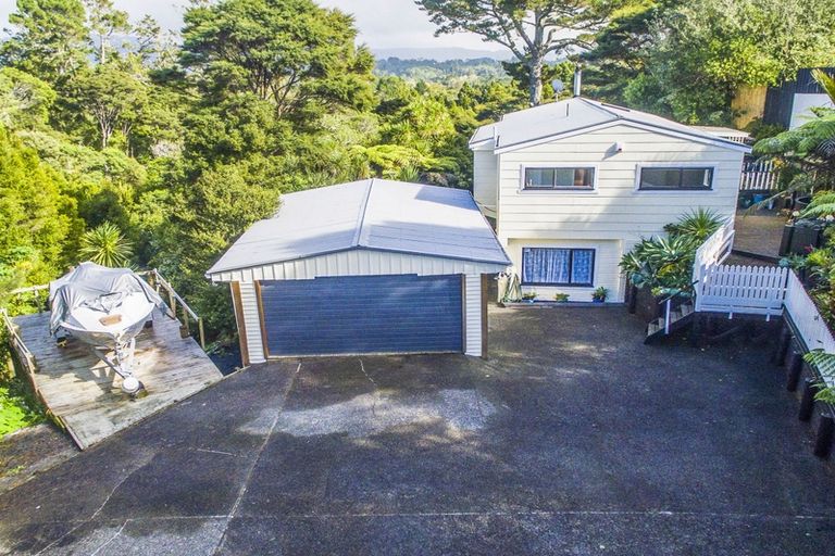 Photo of property in 5 Autumn Avenue, Glen Eden, Auckland, 0602