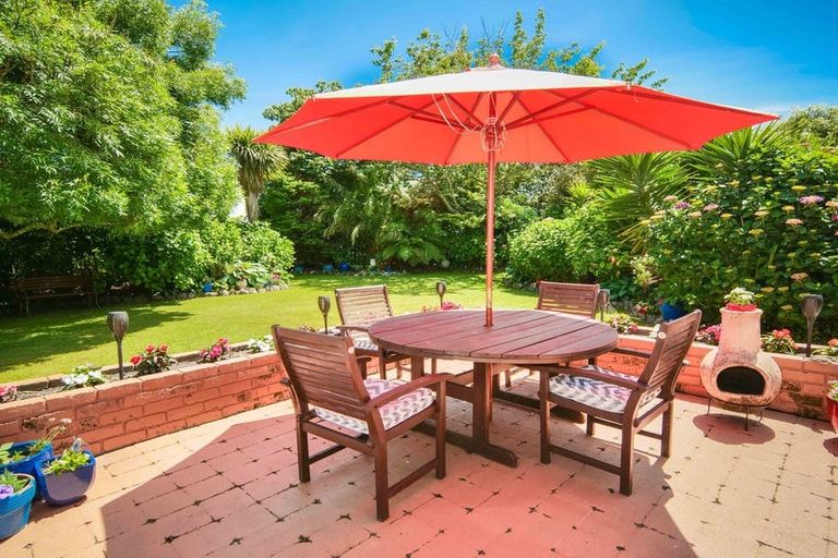 Photo of property in 11 Stafford Street, Westport, 7825