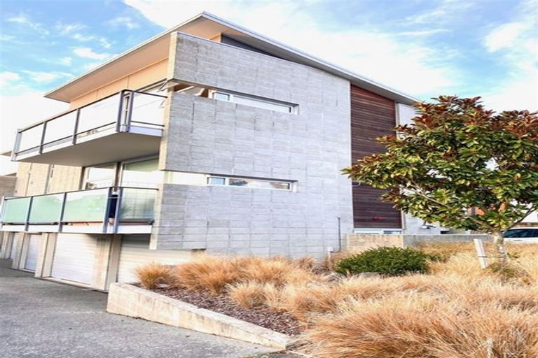 Photo of property in 83d Brockworth Place, Riccarton, Christchurch, 8011