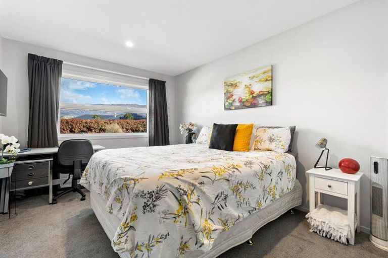 Photo of property in 61 Missy Crescent, Mount Pisa, Cromwell, 9383