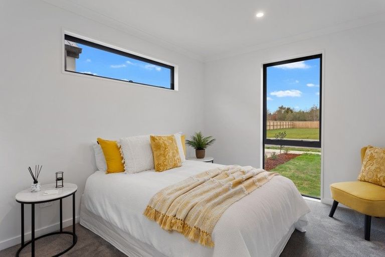 Photo of property in 14 Chatsworth Avenue, Rangiora, 7400