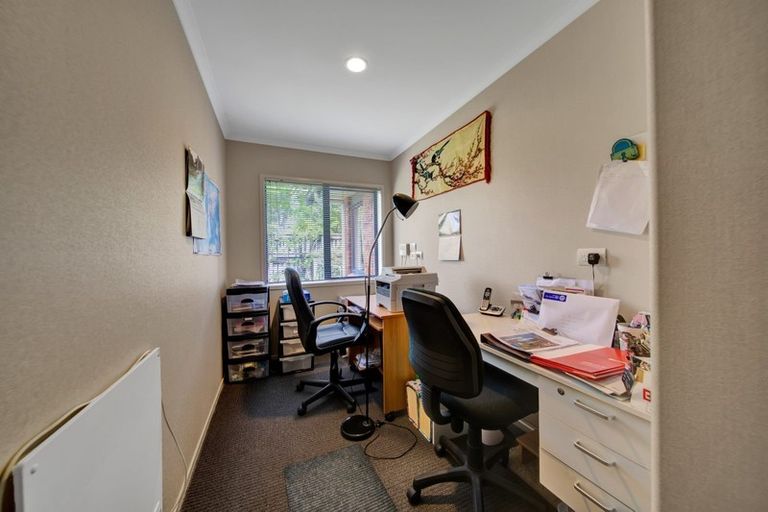 Photo of property in 7b Faber Place, Inglewood, 4330