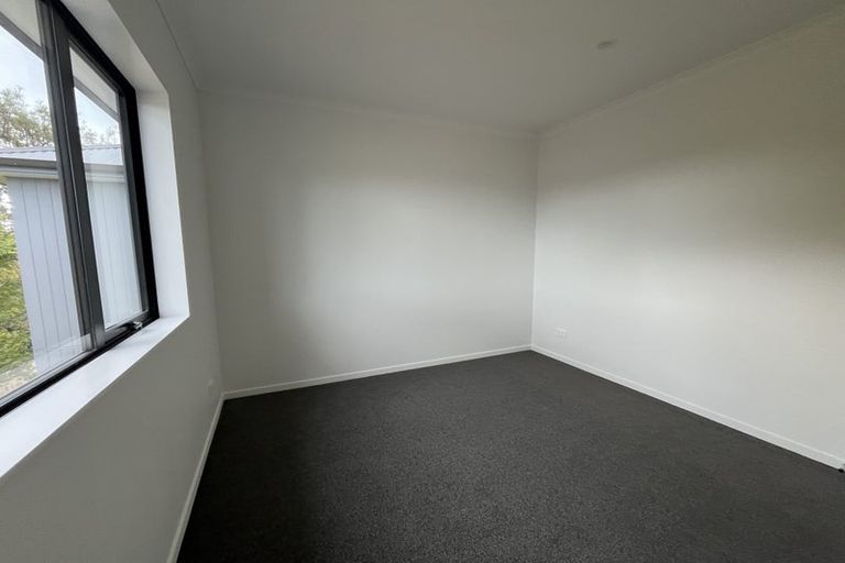 Photo of property in 3/4 Toru Street, Te Atatu Peninsula, Auckland, 0610
