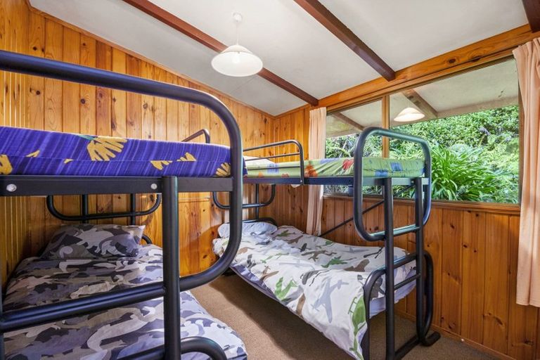 Photo of property in 18 Te Kuru Lane, Pukawa Bay, Turangi, 3381