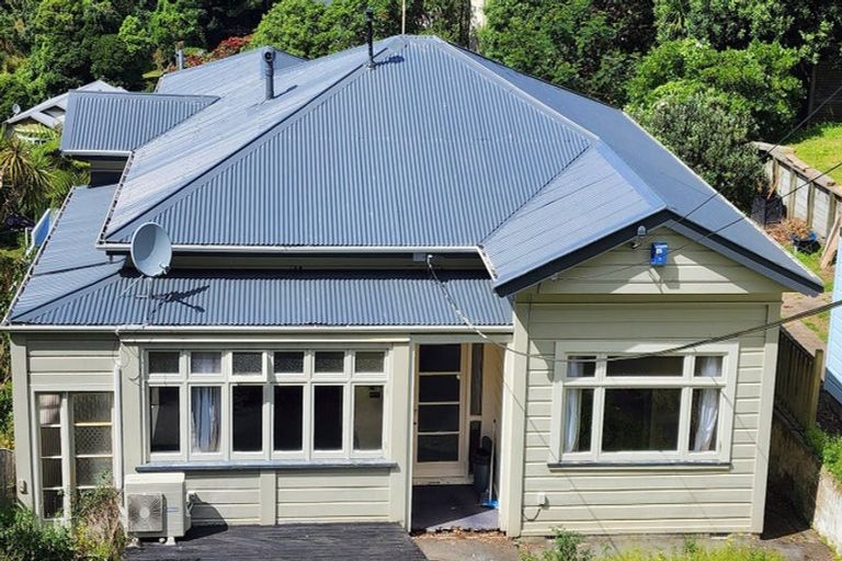 Photo of property in 23 Plunket Street, Kelburn, Wellington, 6012