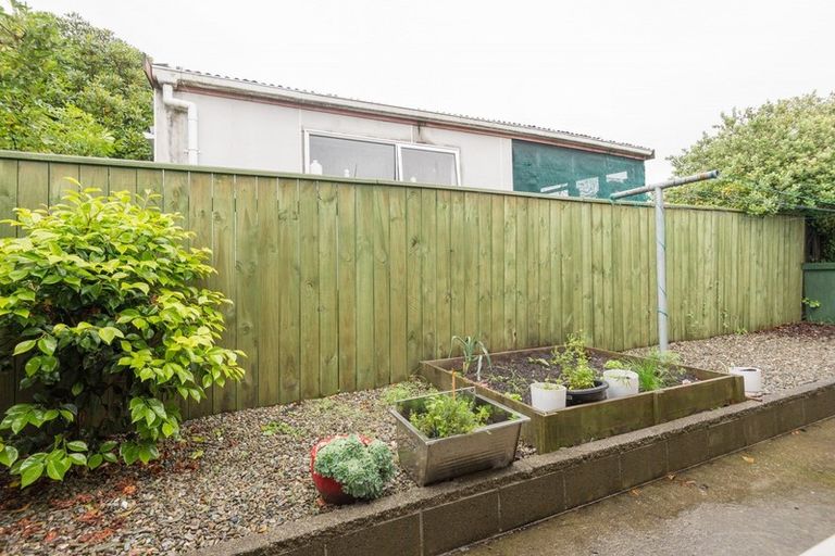 Photo of property in 2/3b Marsden Road, Stoke, Nelson, 7011