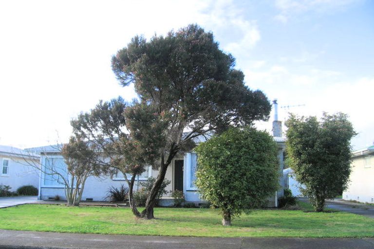 Photo of property in 210 Tudor Avenue, Mayfair, Hastings, 4122