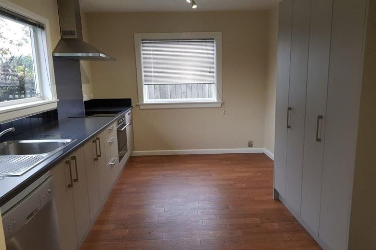 Photo of property in 122 Osborne Street, Waltham, Christchurch, 8011