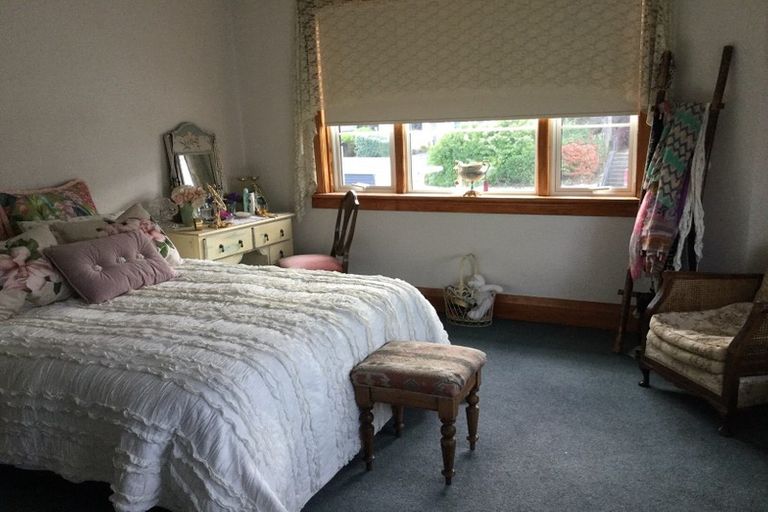 Photo of property in 53 Manor Place, Dunedin Central, Dunedin, 9016