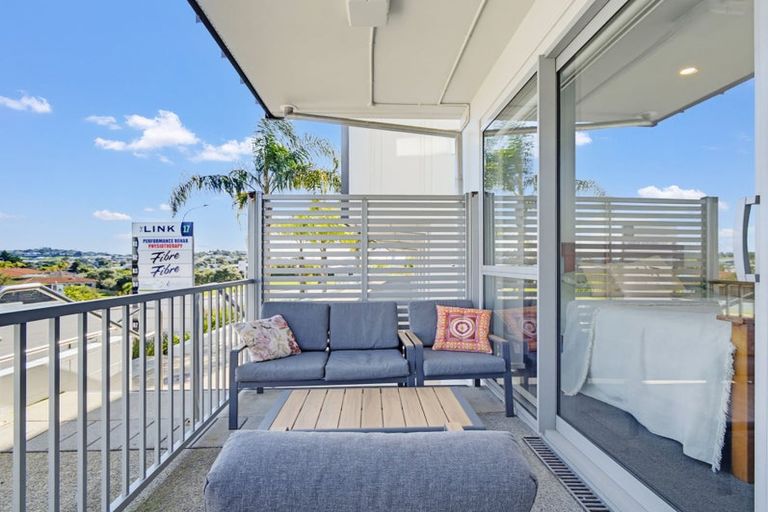 Photo of property in 6/17 Link Crescent, Stanmore Bay, Whangaparaoa, 0932