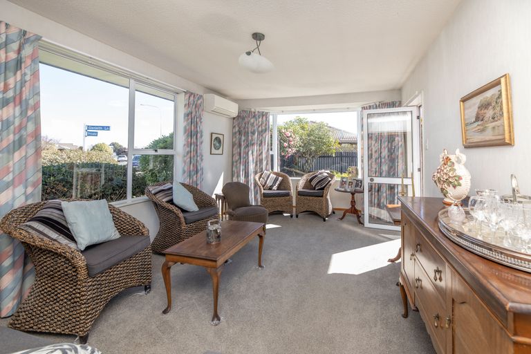 Photo of property in 1/25 Peebles Drive, Hei Hei, Christchurch, 8042