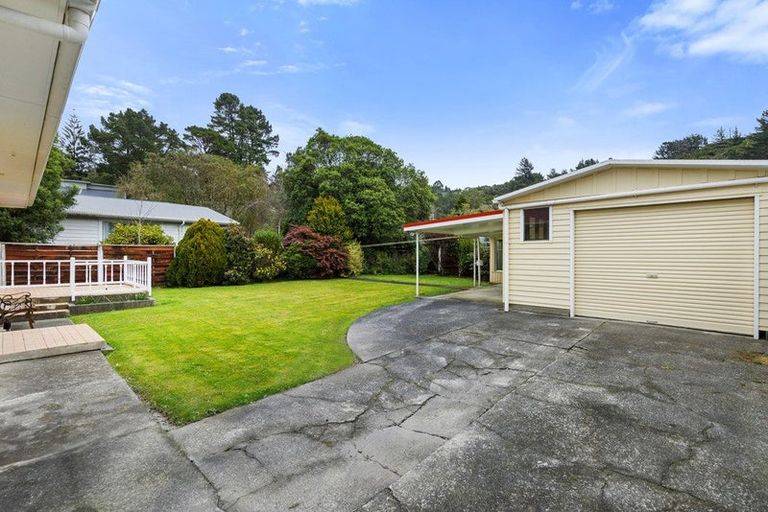Photo of property in 170 George Street, Stokes Valley, Lower Hutt, 5019