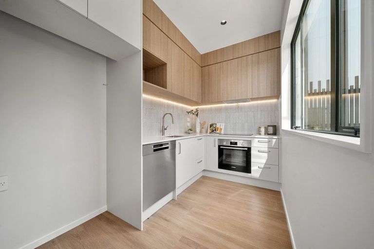 Photo of property in 34b Ian Sage Avenue, Torbay, Auckland, 0630