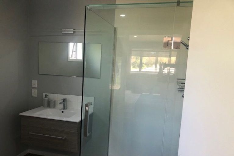 Photo of property in 8 Mandeno Drive, Kerikeri, 0230