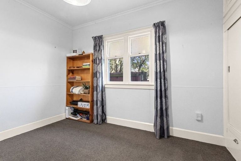 Photo of property in 6 Fairfield Avenue, Addington, Christchurch, 8024