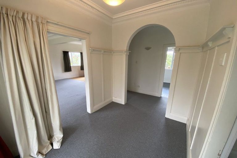 Photo of property in 105 Tomahawk Road, Andersons Bay, Dunedin, 9013