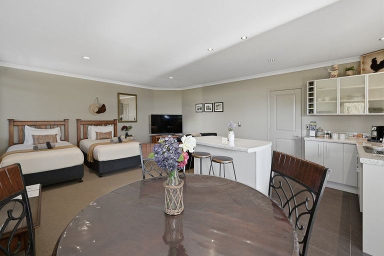 Photo of property in 2 Parnwell Place, Ohauiti, Tauranga, 3112