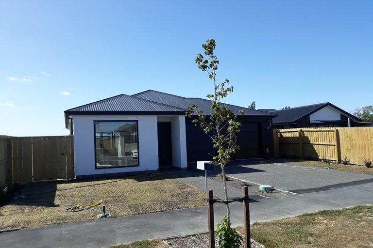 Photo of property in 10 Perendale Street, Belfast, Christchurch, 8051