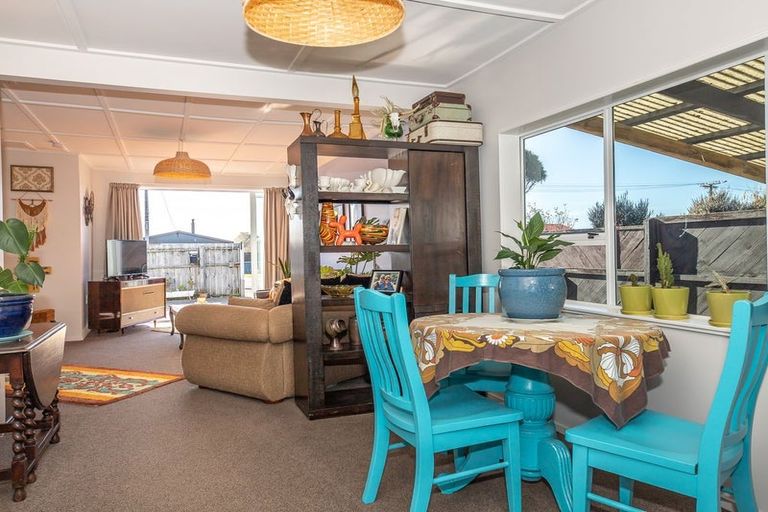 Photo of property in 14 Coates Street, Westport, 7825