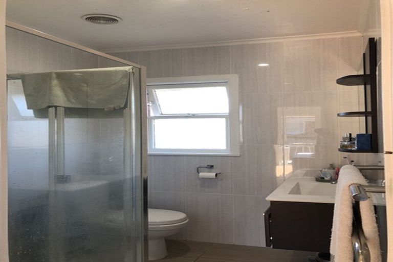 Photo of property in 4/30 Jutland Road, Hauraki, Auckland, 0622