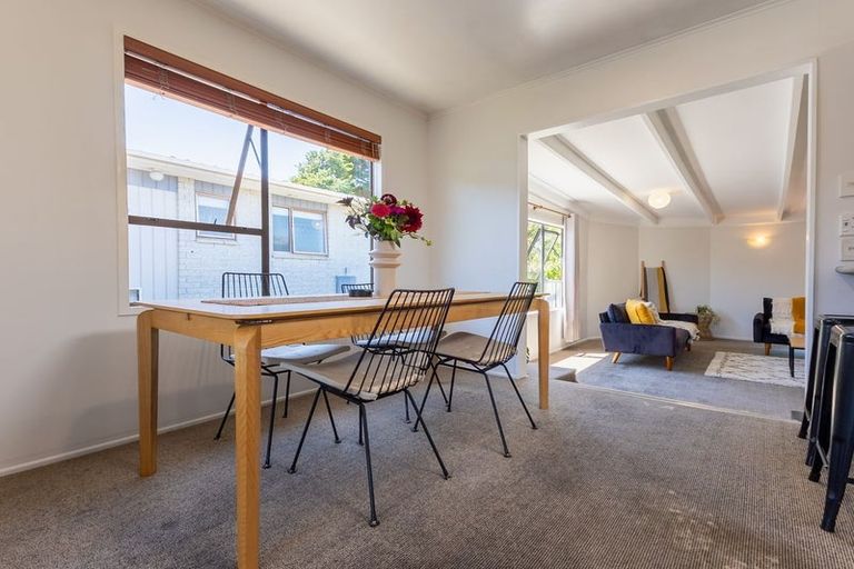 Photo of property in 21 Dale Road, Raumati South, Paraparaumu, 5032