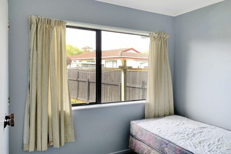 Photo of property in 54 Benmore Avenue, Cloverlea, Palmerston North, 4412