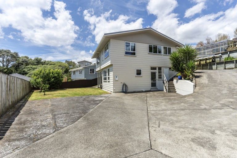Photo of property in 4b Clerke Place, Marfell, New Plymouth, 4310