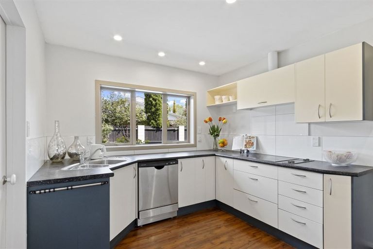 Photo of property in 21 Witbrock Crescent, Burnside, Christchurch, 8053