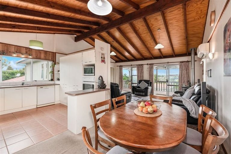 Photo of property in 4/89a Royal Road, Massey, Auckland, 0614