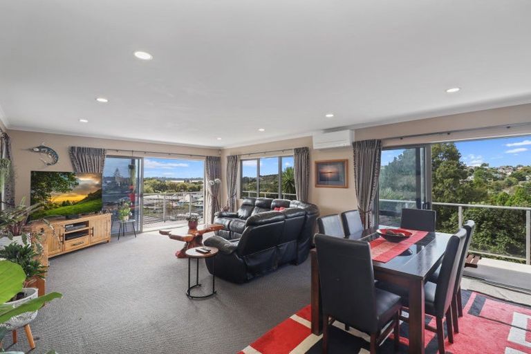 Photo of property in 39 Homestead Place, Welcome Bay, Tauranga, 3112