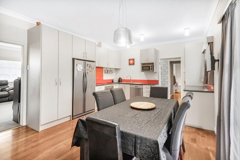 Photo of property in 15 Knighton Road, Hillcrest, Hamilton, 3216