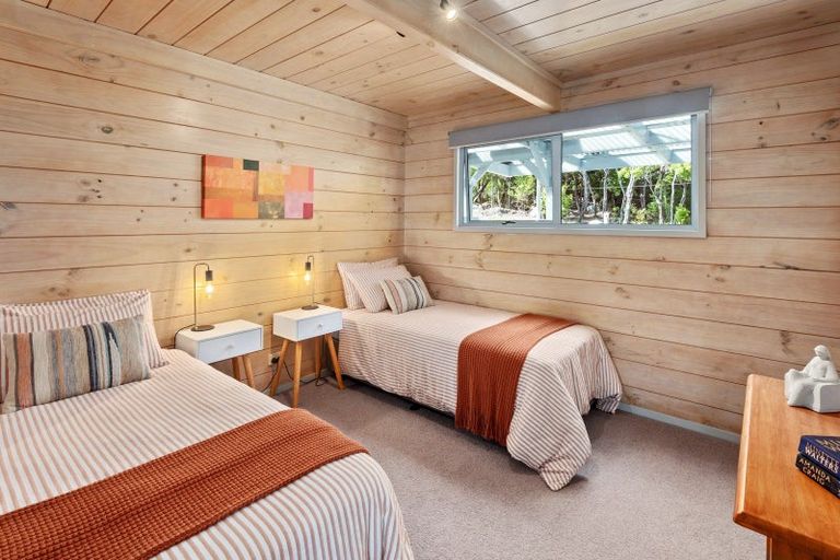 Photo of property in 16 Lichen Grove, Russell, 0272