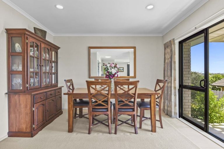 Photo of property in 8 Jelas Road, Red Beach, 0932