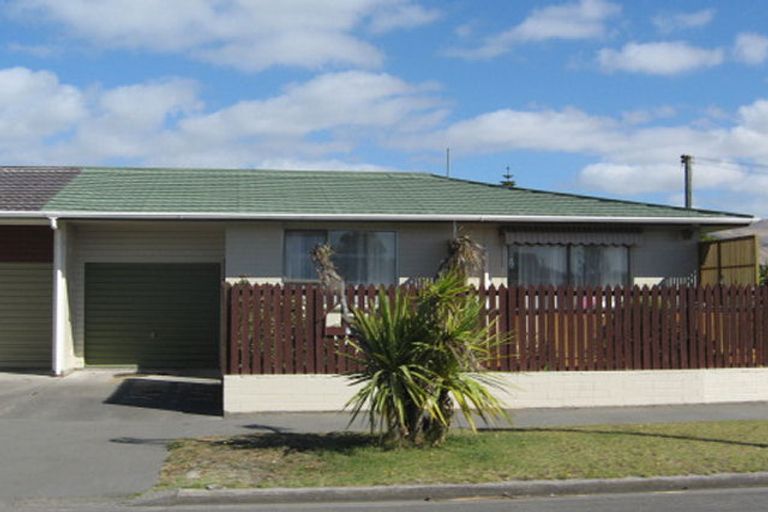 Photo of property in 2/14 Heron Street, Southshore, Christchurch, 8062