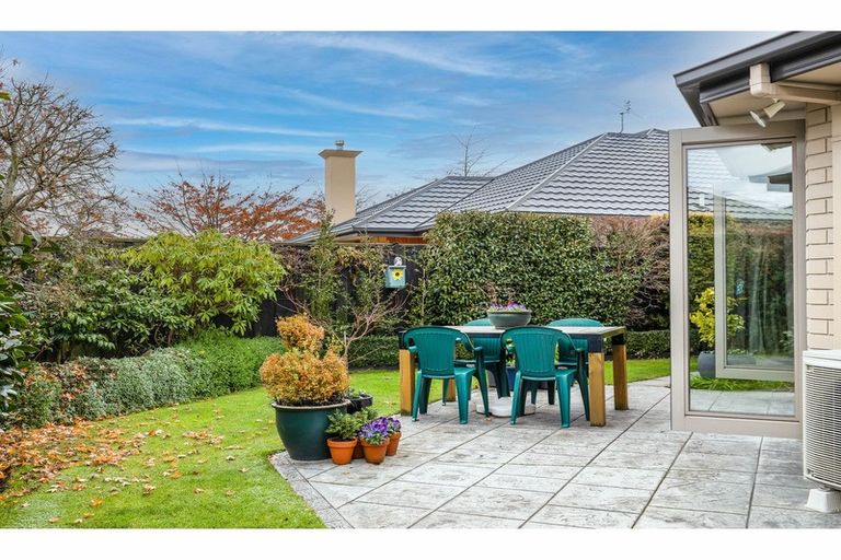 Photo of property in 12 Mistral Road, Northwood, Christchurch, 8051